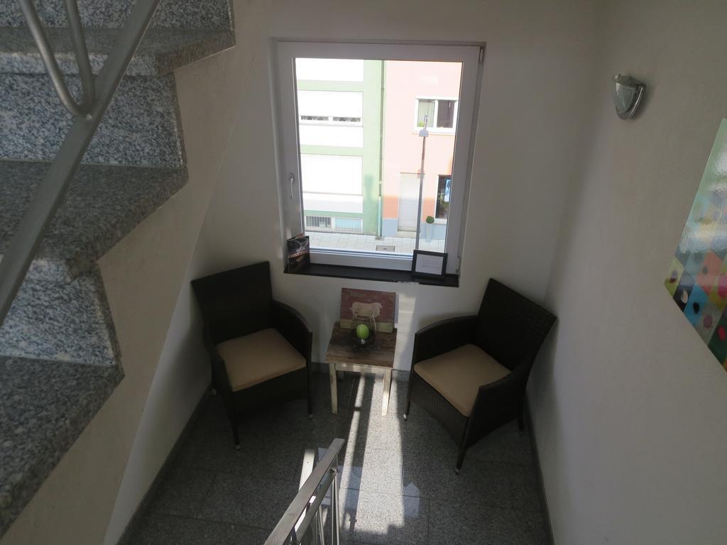 Mitte24 Hotel Neu-Ulm Buitenkant foto