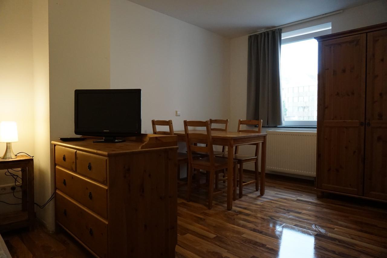 Mitte24 Hotel Neu-Ulm Buitenkant foto