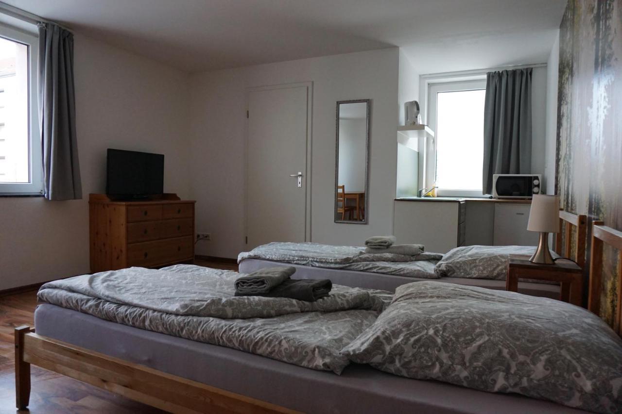 Mitte24 Hotel Neu-Ulm Buitenkant foto